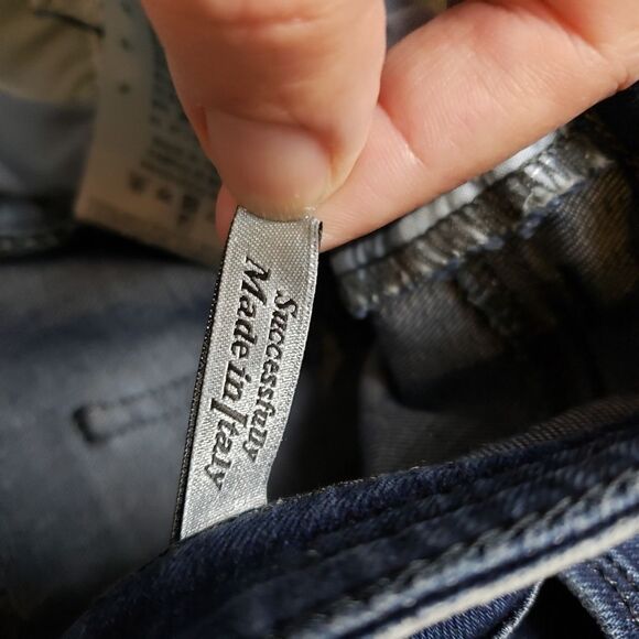 Diesel Doris-B Super Slim Bootcut Jeans, W29 made in Italy - Picture 9 of 15